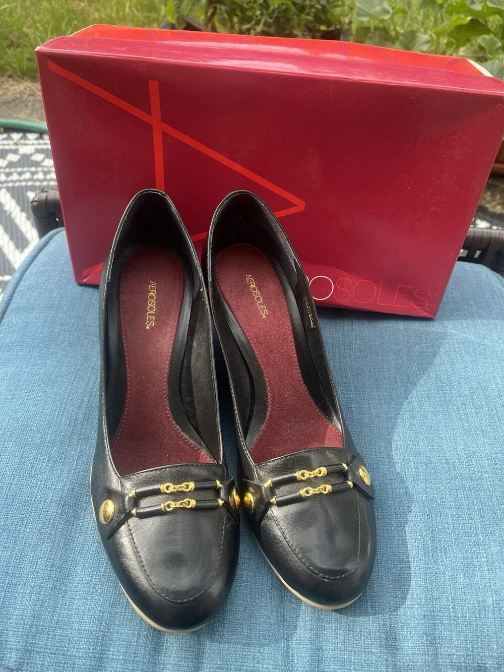 AEROSOLES Black Vice Squad LEATHER SLIP ON WEDGE PUMPS SIZE 9M w/box